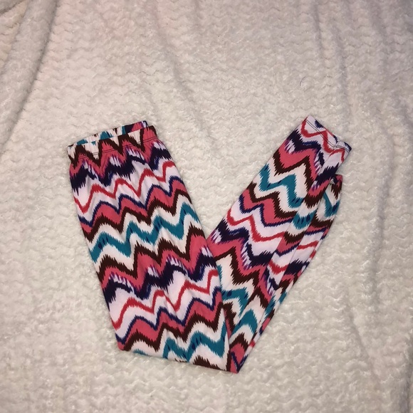 BOUTIQUE LEGGINGS!! •Dottie Couture• - Picture 1 of 2